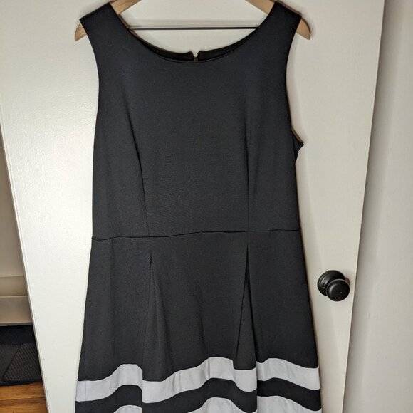 Liz Claiborne Black White Striped A Line Sleeveless Dress Size 16 Classic Career - Picture 1 of 11